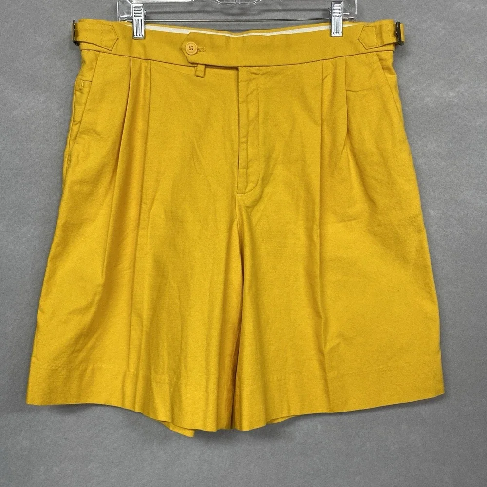 Banana Republic Mens 34 Athletics Shorts Yellow Pleated Bermuda Chino NWT